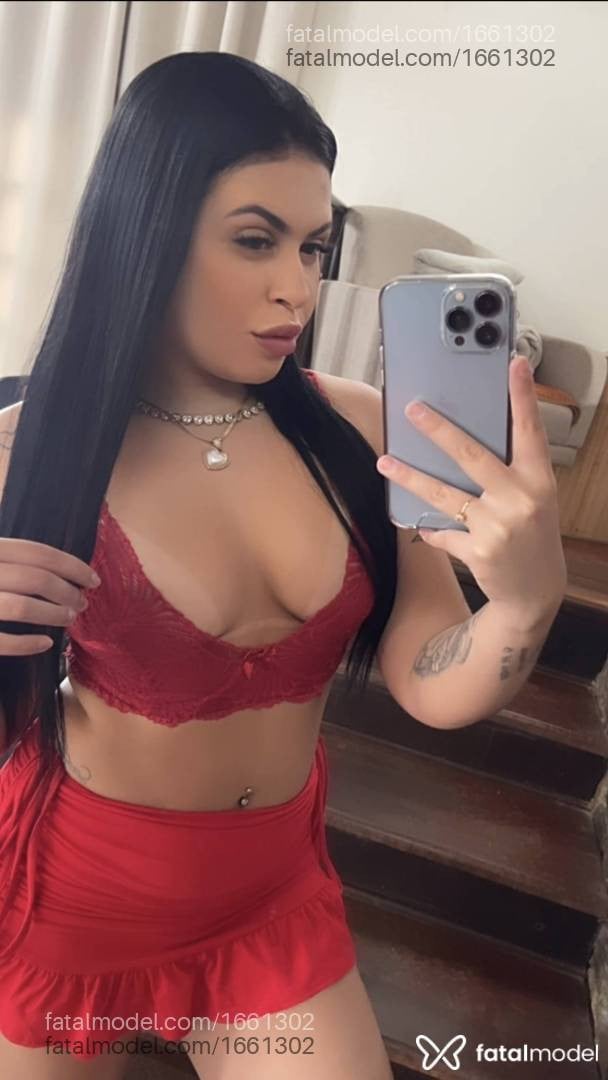 Acompanhante mulher morena (o) de olhos castanhos - Eduarda