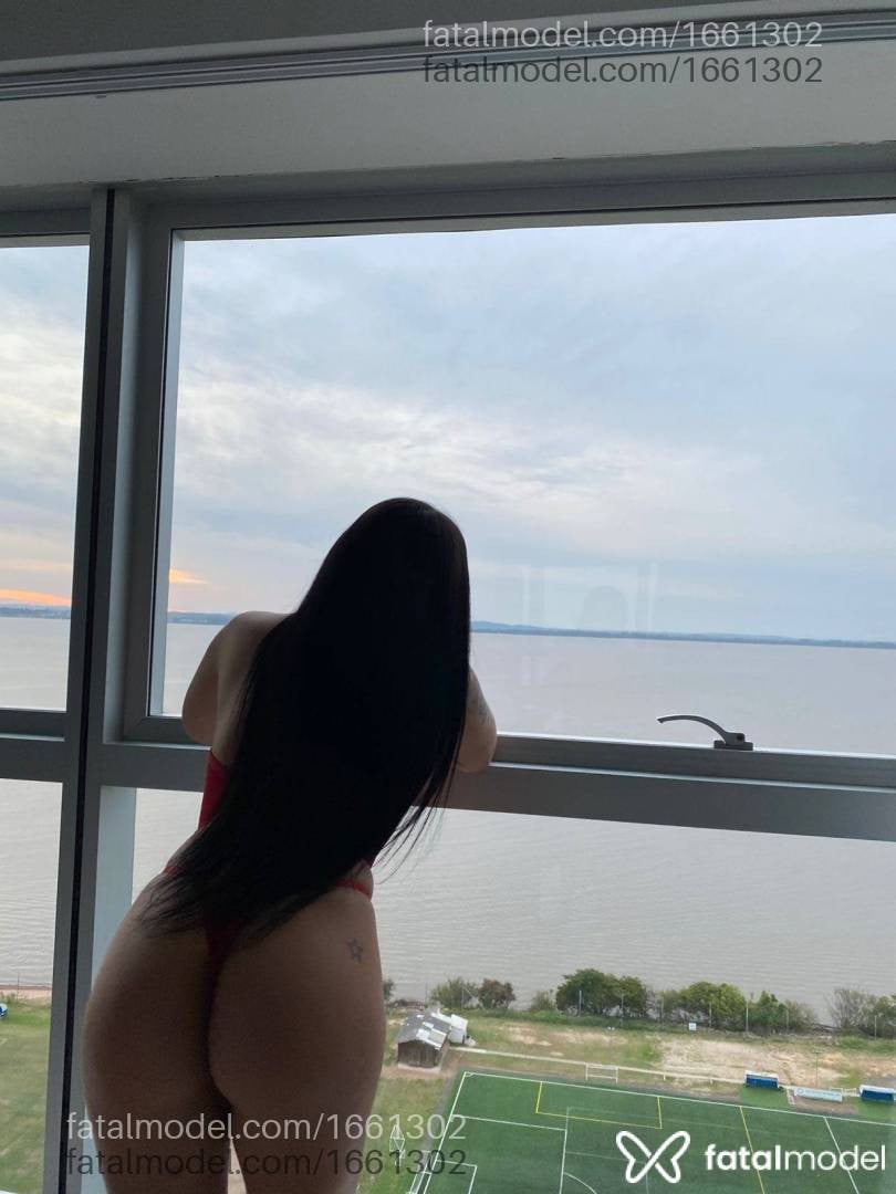 Acompanhante mulher morena (o) de olhos castanhos - Eduarda