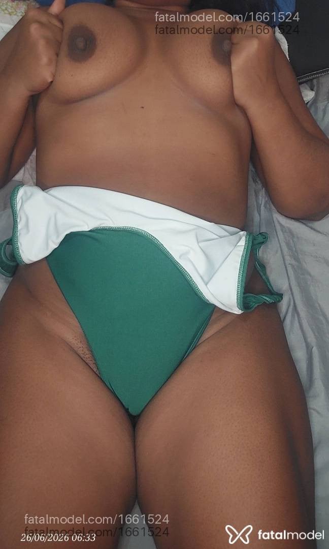 Acompanhante mulher morena (o) de olhos pretos em Rio de Janeiro - Renata Galvão