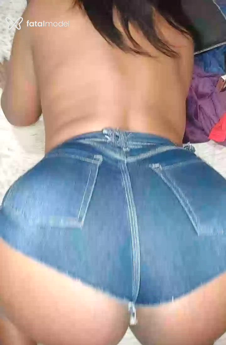 Acompanhante mulher morena (o) de olhos pretos em Rio de Janeiro Acompanhante mulher morena (o) de olhos pretos em Rio de Janeiro - Renata Galvão