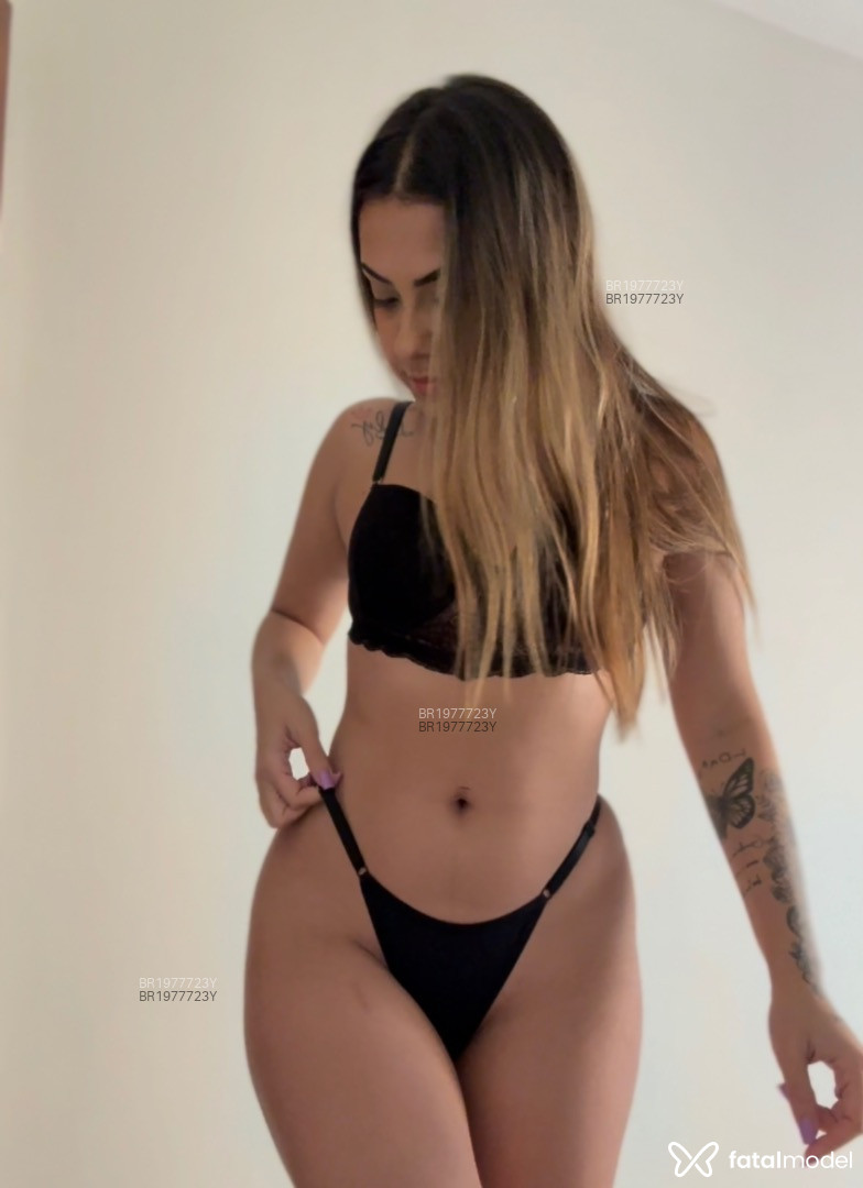 Acompanhante mulher loira (o) de olhos castanhos em São Paulo - Nicole