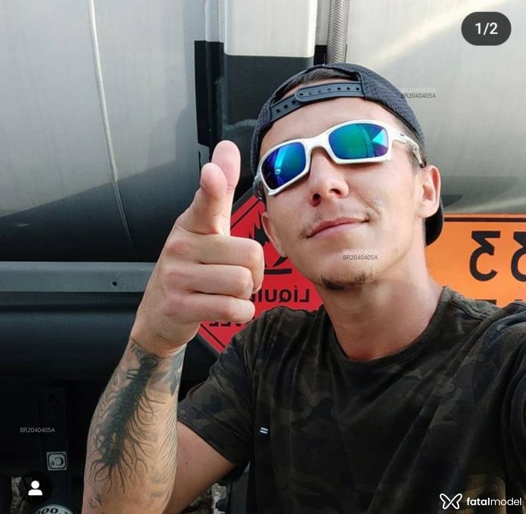 Acompanhante homem morena (o) de olhos castanhos em Virtual Acompanhante homem morena (o) de olhos castanhos em Virtual - Willian