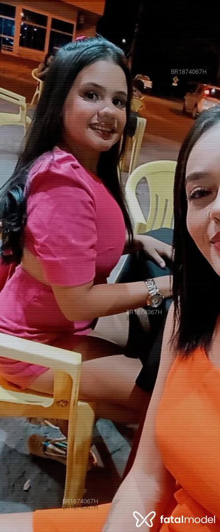 Acompanhante mulher morena (o) de olhos pretos em Querência Acompanhante mulher morena (o) de olhos pretos em Querência - Clara