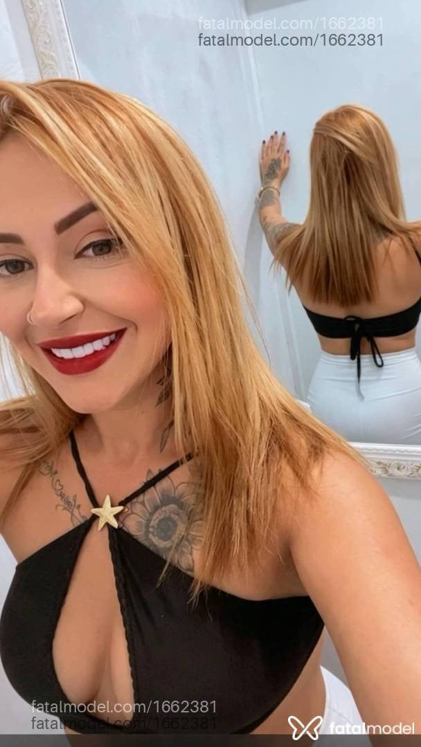 Acompanhante mulher loira (o) de olhos castanhos - Carla