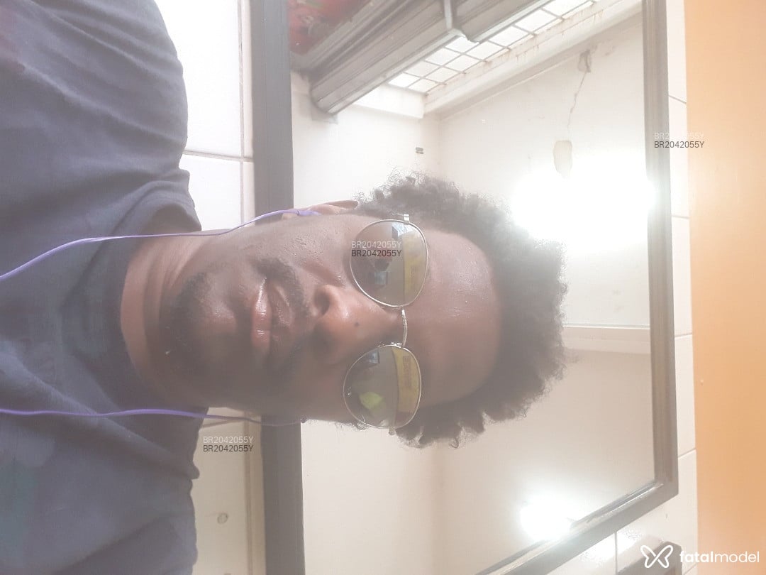 Acompanhante homem morena (o) de olhos castanhos em Belo Horizonte - Deivisson Dos Sant