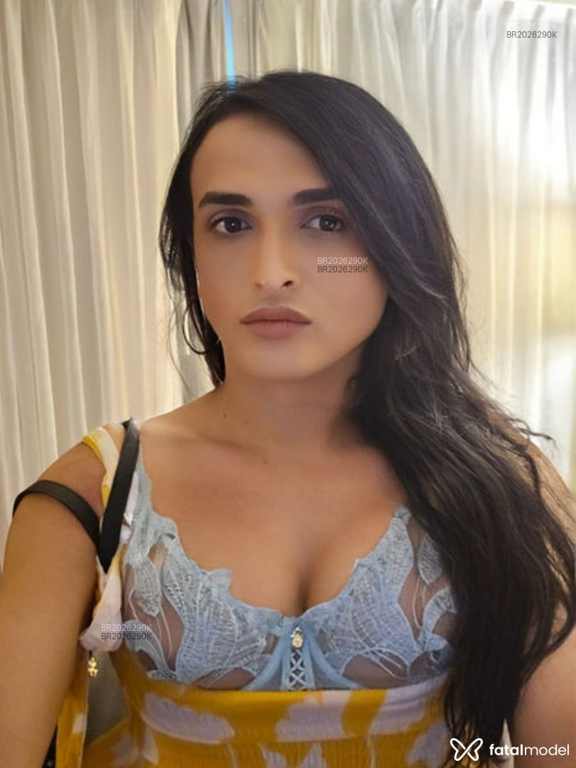 Acompanhante mulher trans morena (o) de olhos castanhos em Uberlândia - Kylie