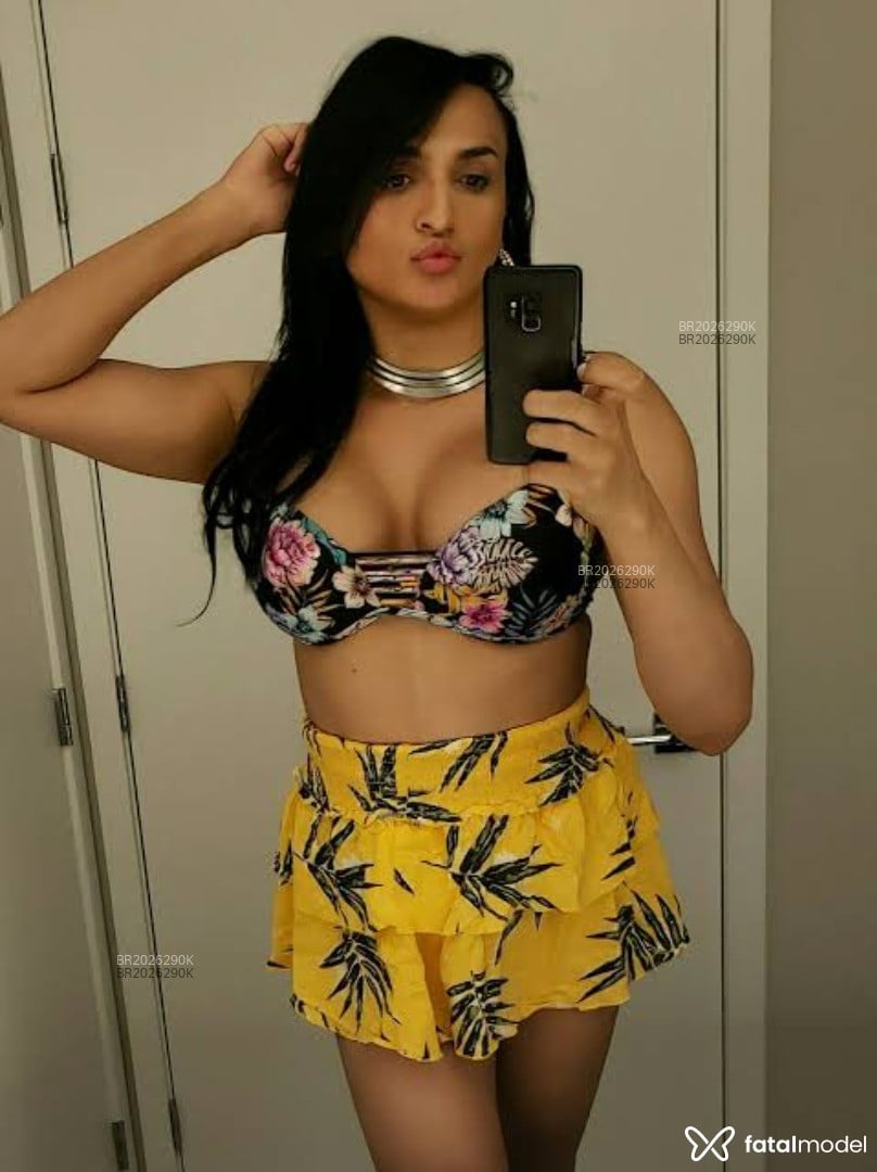 Acompanhante mulher trans morena (o) de olhos castanhos em Uberlândia - Kylie