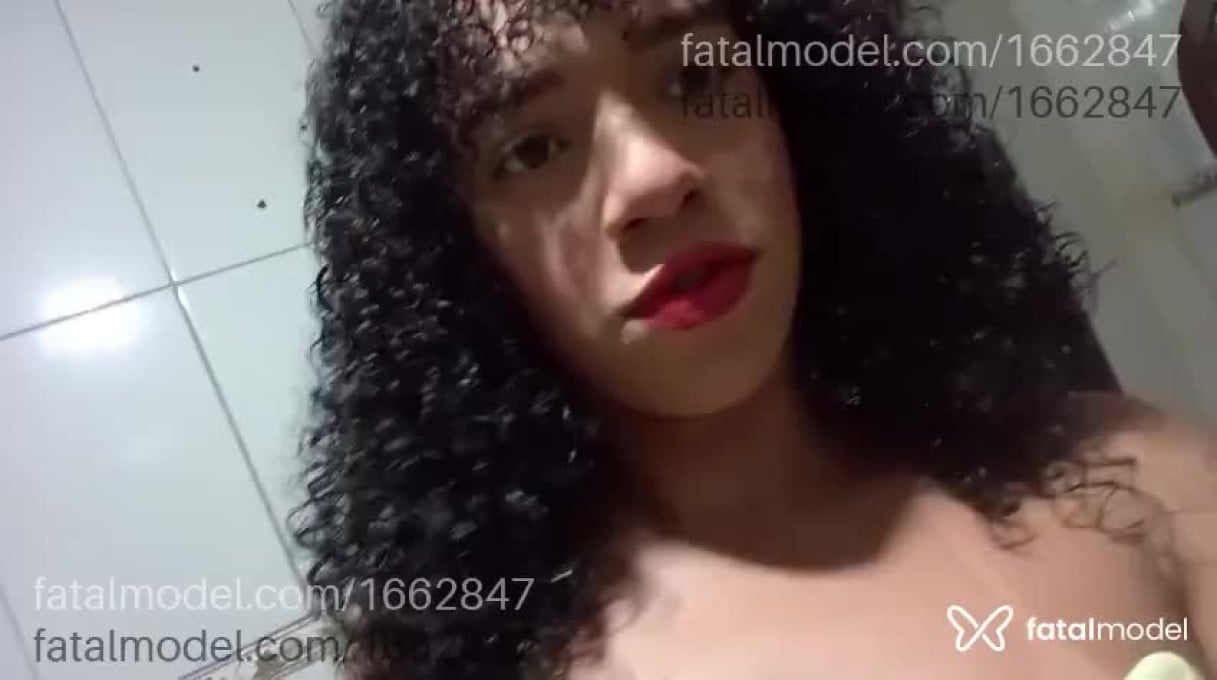 Acompanhante travesti morena (o) de olhos mel em Sumaré Acompanhante travesti morena (o) de olhos mel em Sumaré - Bia Alves