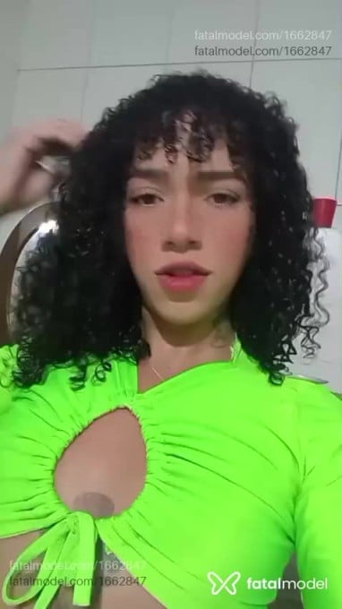 Acompanhante travesti morena (o) de olhos mel em Sumaré Acompanhante travesti morena (o) de olhos mel em Sumaré - Bia Alves
