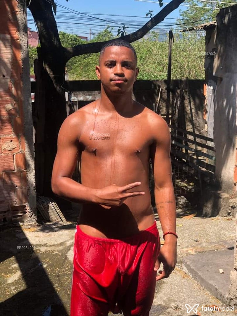 Acompanhante homem morena (o) de olhos castanhos em Rio de Janeiro Acompanhante homem morena (o) de olhos castanhos em Rio de Janeiro - Matheus Lopes