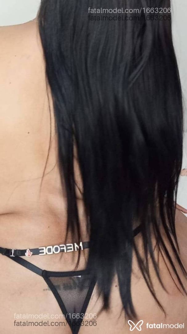 Acompanhante mulher morena (o) de olhos mel em Penápolis - Valentina Ferraz
