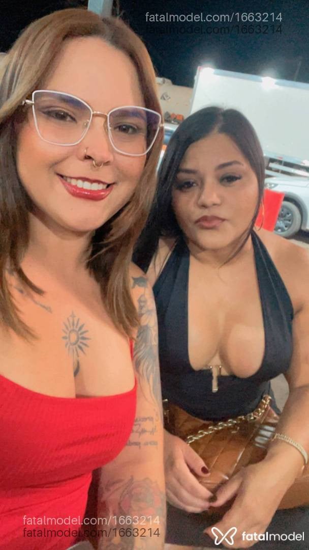 Acompanhante mulher com cabelo castanho de olhos castanhos - Nicole