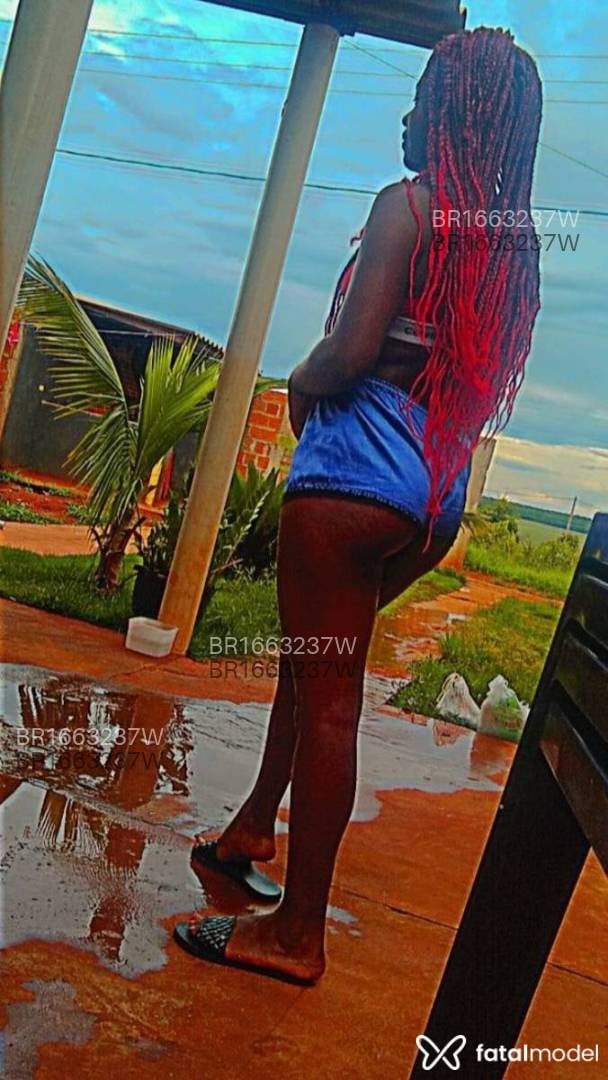 Acompanhante mulher com cabelo castanho de olhos castanhos em Fernandópolis - Mariana Taynara