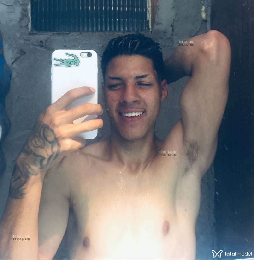 Acompanhante homem morena (o) de olhos castanhos em Belo Horizonte - Thl