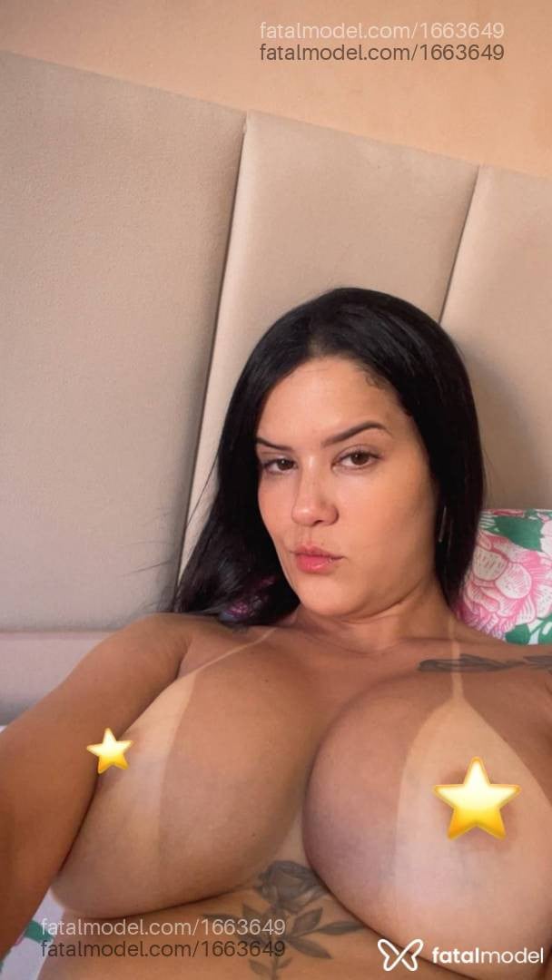 Acompanhante mulher morena (o) de olhos mel - Bárbara