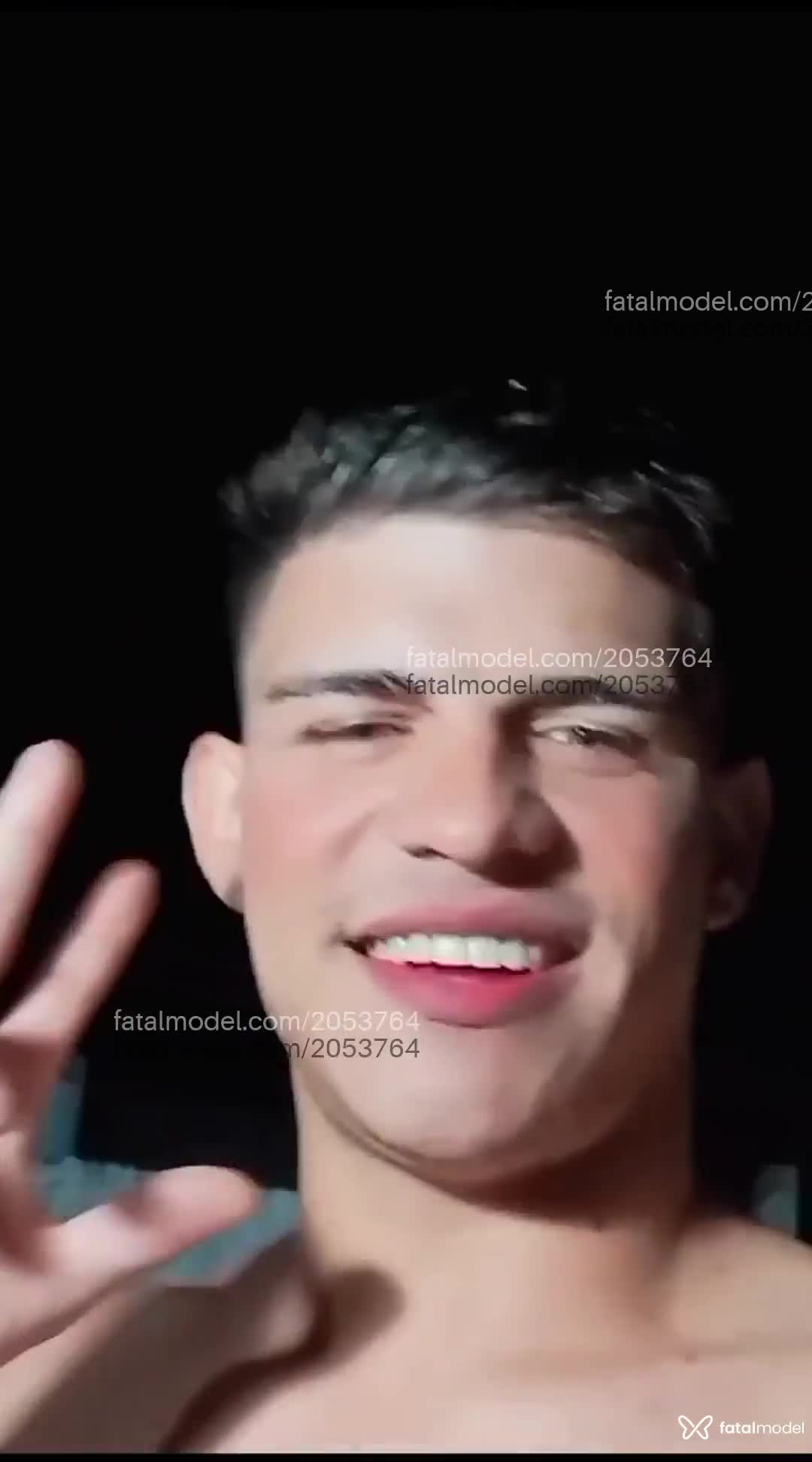 Acompanhante homem loira (o) de olhos verdes em Araçatuba - Bbzinho
