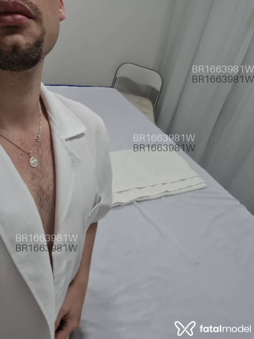 Acompanhante homem loira (o) de olhos castanhos em Rio de Janeiro - Richard