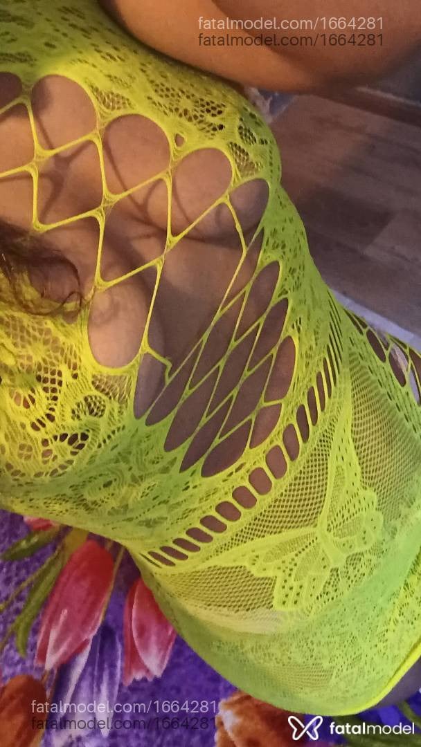 Acompanhante mulher com cabelo colorido de olhos castanhos em Pelotas - Alana