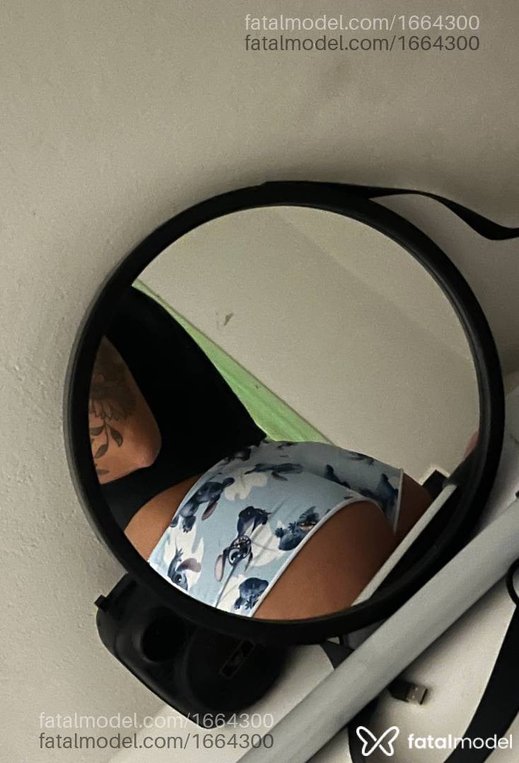 Acompanhante mulher com cabelo castanho de olhos castanhos em Macaé - Mel