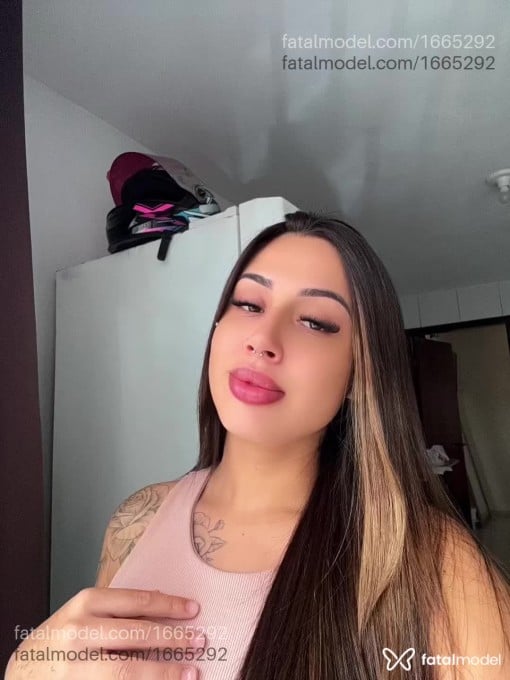 Acompanhante mulher morena (o) de olhos castanhos em Rio do Sul - Isabella