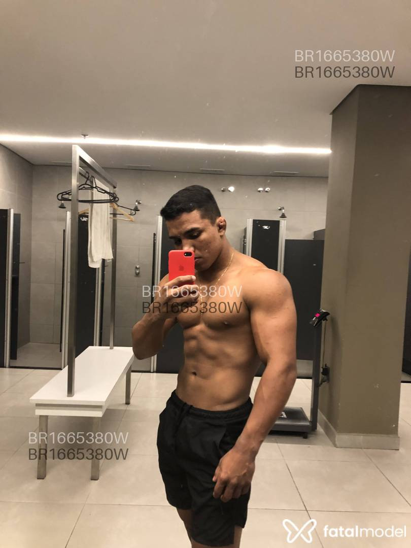 Acompanhante homem morena (o) de olhos castanhos em Virtual Acompanhante homem morena (o) de olhos castanhos em Virtual - Paulo