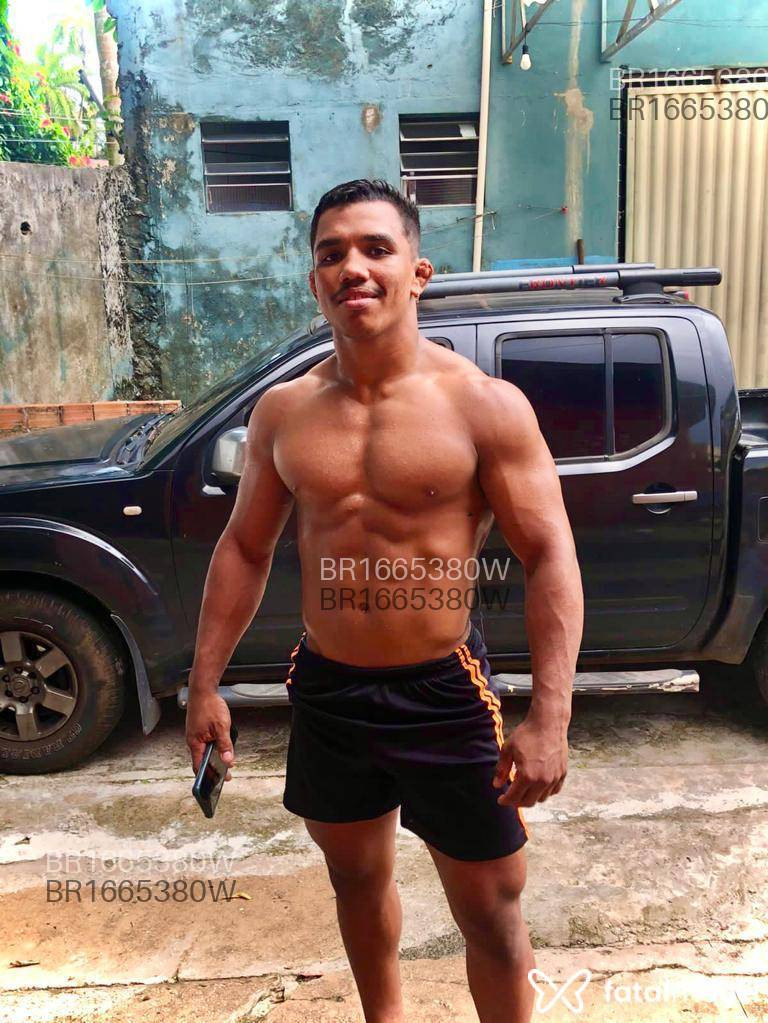Acompanhante homem morena (o) de olhos castanhos em Virtual Acompanhante homem morena (o) de olhos castanhos em Virtual - Paulo