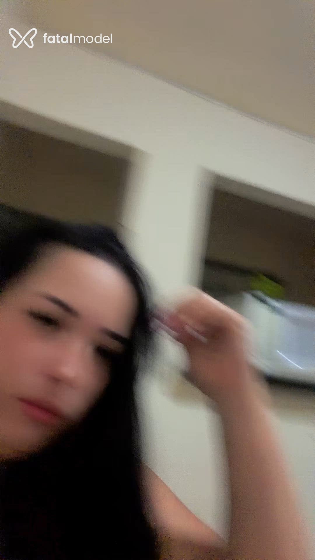 Acompanhante mulher morena (o) de olhos castanhos - Larissa Conte