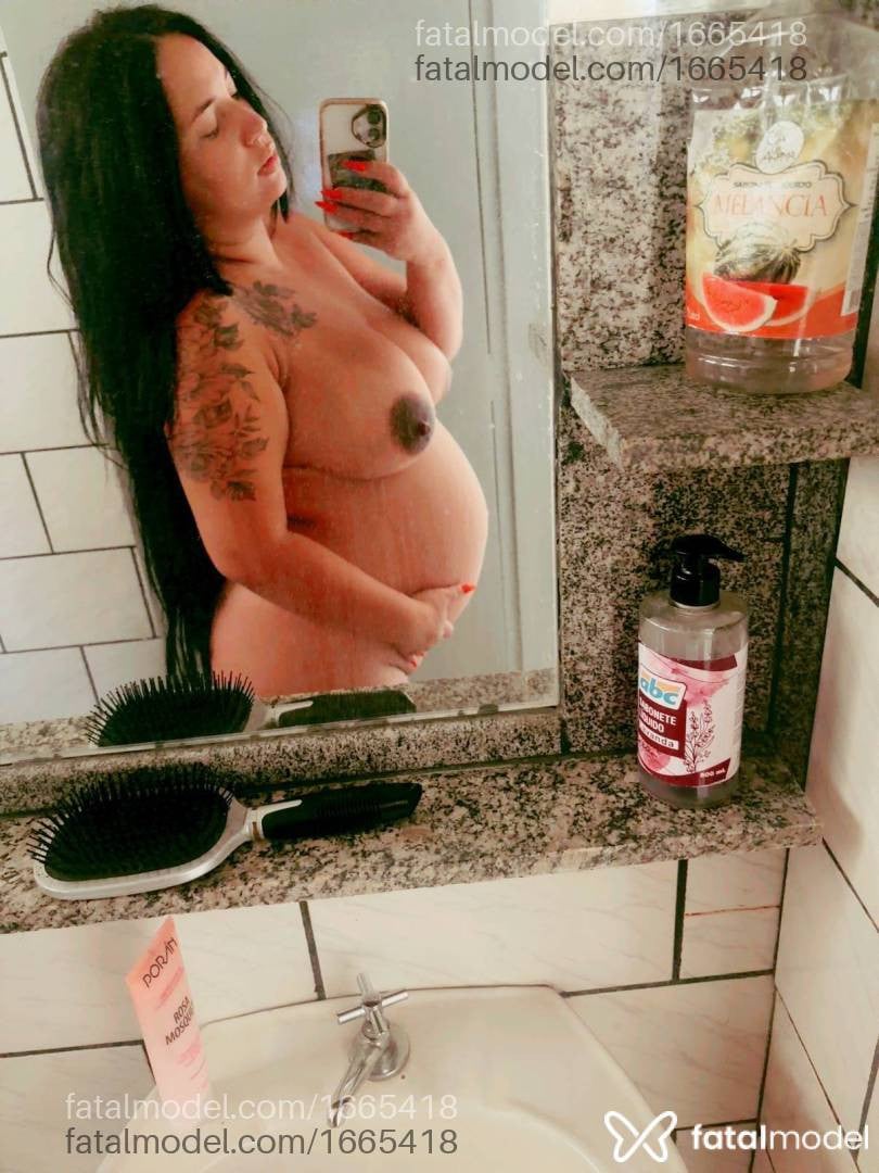 Acompanhante mulher morena (o) de olhos castanhos - Larissa Conte
