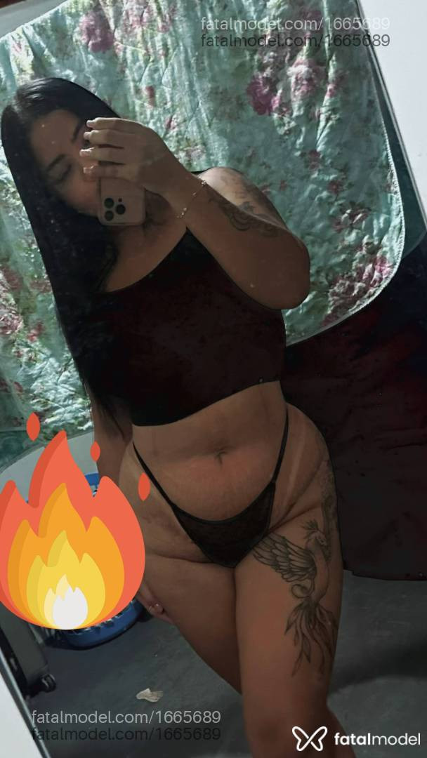 Acompanhante mulher morena (o) de olhos castanhos em Chapecó - Jully