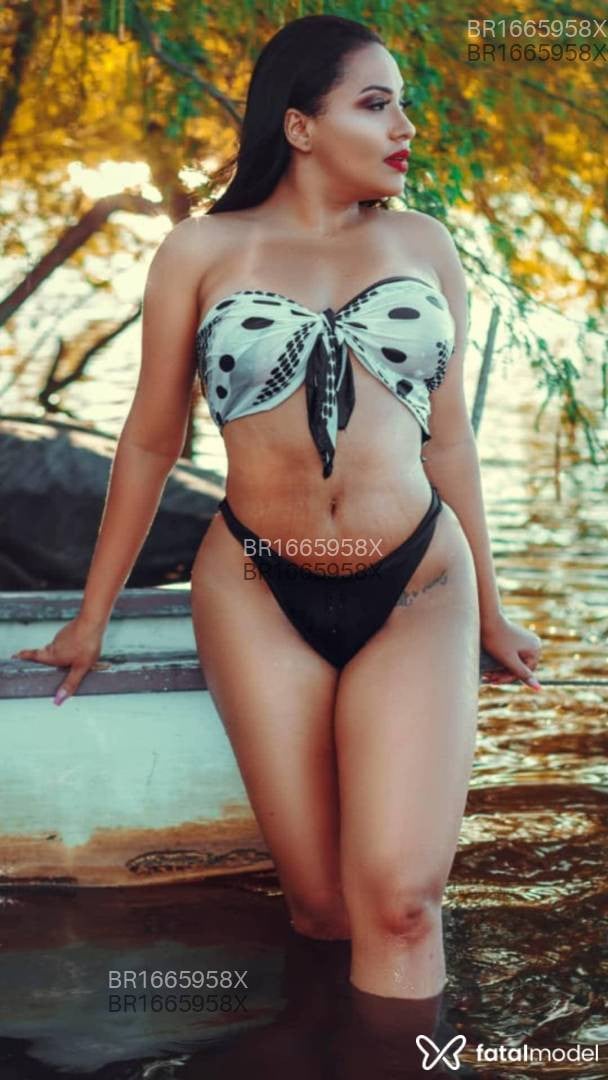 Acompanhante mulher morena (o) de olhos castanhos em Morrinhos - Lara Albuquerque