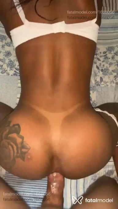 Acompanhante mulher trans morena (o) de olhos mel em Aracruz - Evellyn Bastos