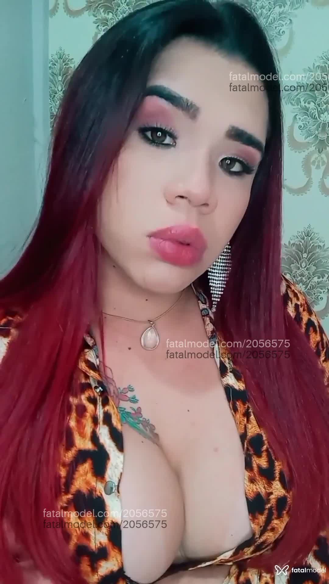 Acompanhante mulher trans ruiva (o) de olhos castanhos em São João Del Rei - Vitóriaggts
