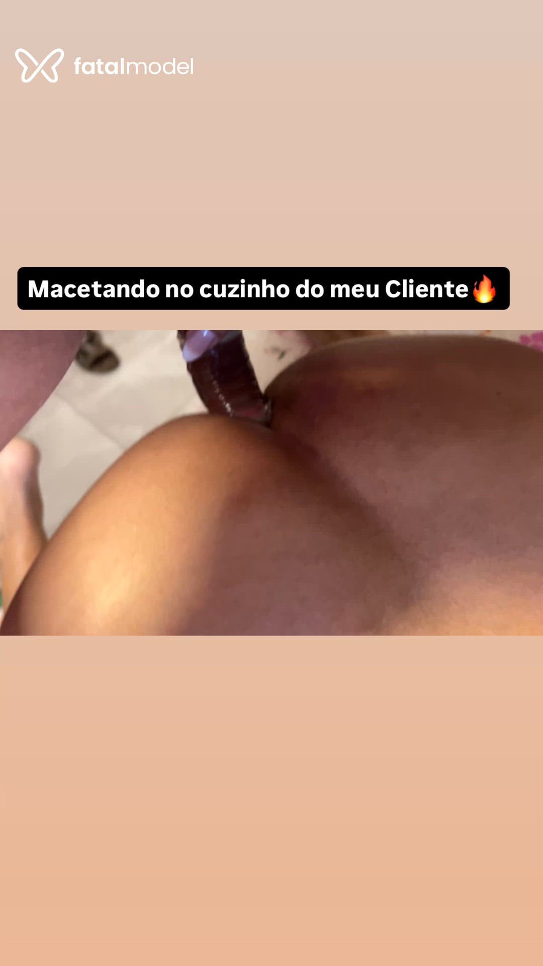 Acompanhante travesti morena (o) de olhos castanhos - Livia Zanatta