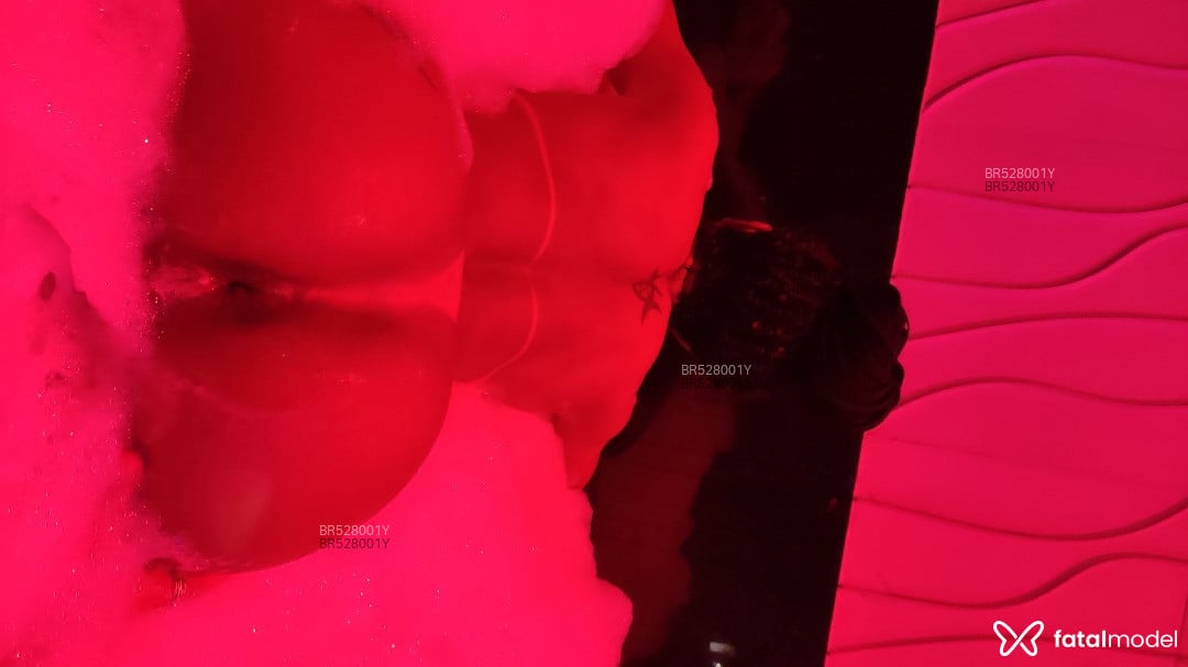 Acompanhante mulher trans morena (o) de olhos castanhos em Porto Alegre - Aradia