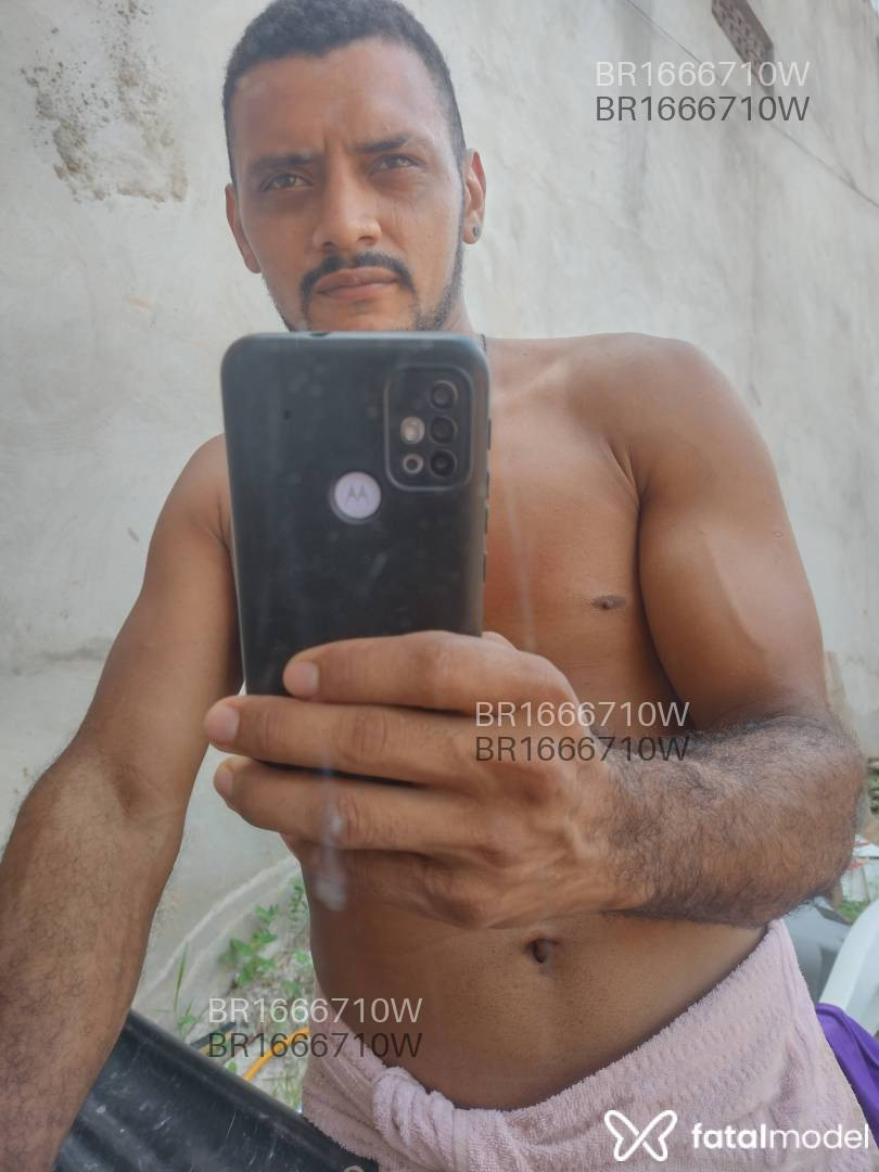 Acompanhante homem morena (o) de olhos mel em Virtual Acompanhante homem morena (o) de olhos mel em Virtual - DIEGO BASTOS