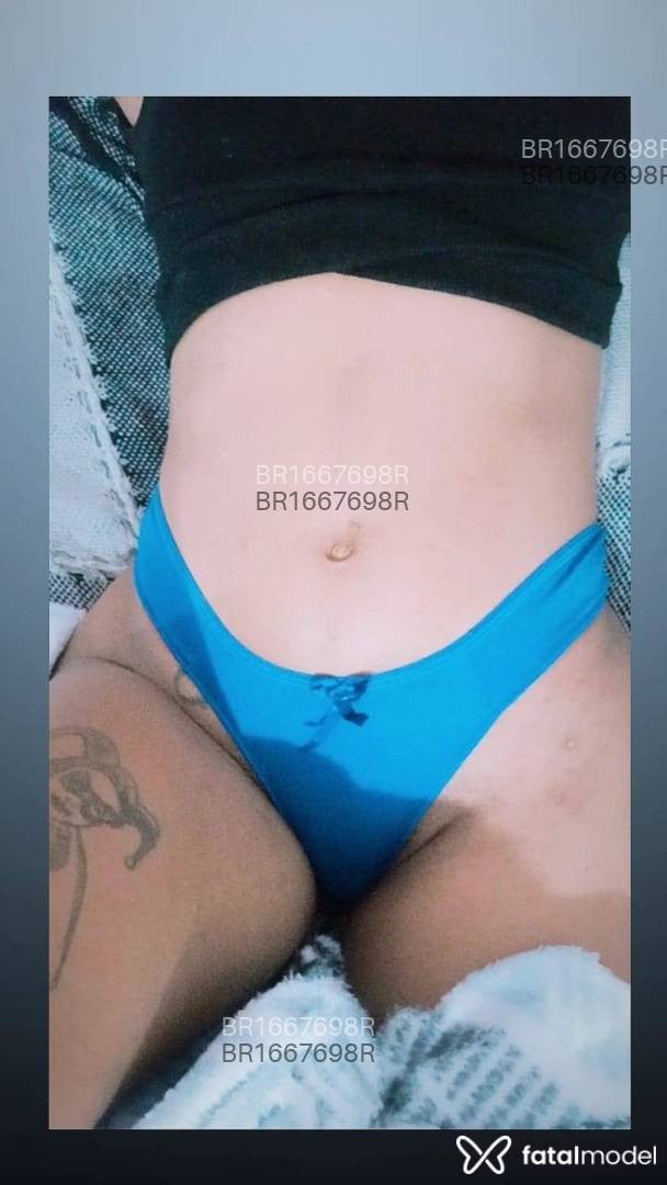 Acompanhante mulher com cabelo castanho de olhos castanhos em Rio de Janeiro - KAMYLLA