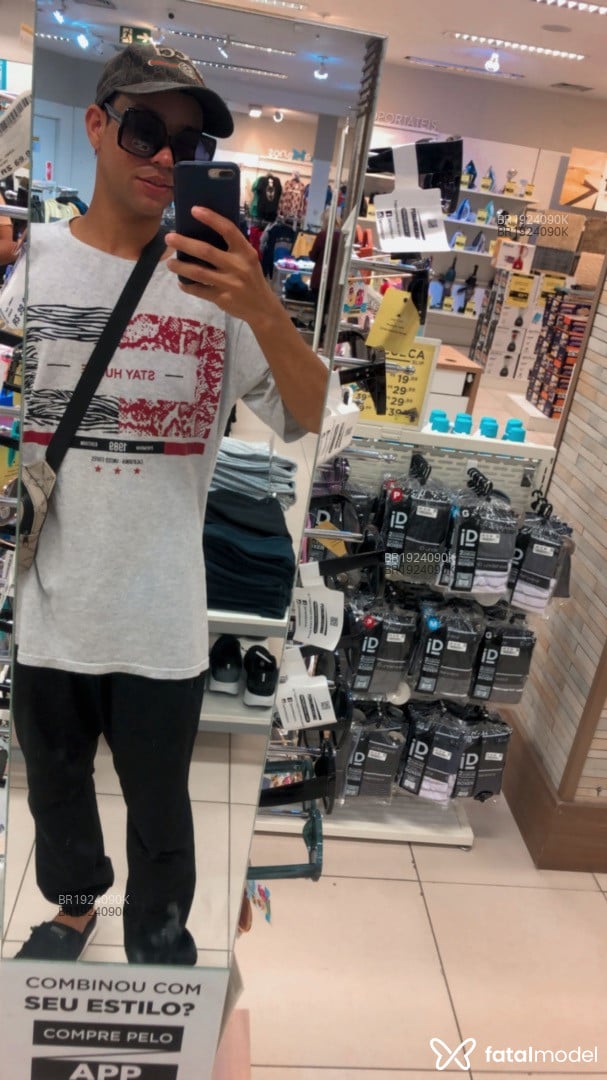 Acompanhante homem morena (o) de olhos pretos em São Paulo - Luccas