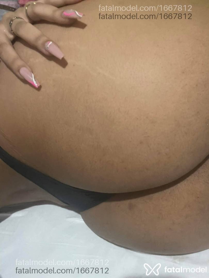 Acompanhante mulher morena (o) de olhos castanhos em Linhares Acompanhante mulher morena (o) de olhos castanhos em Linhares - Melissa