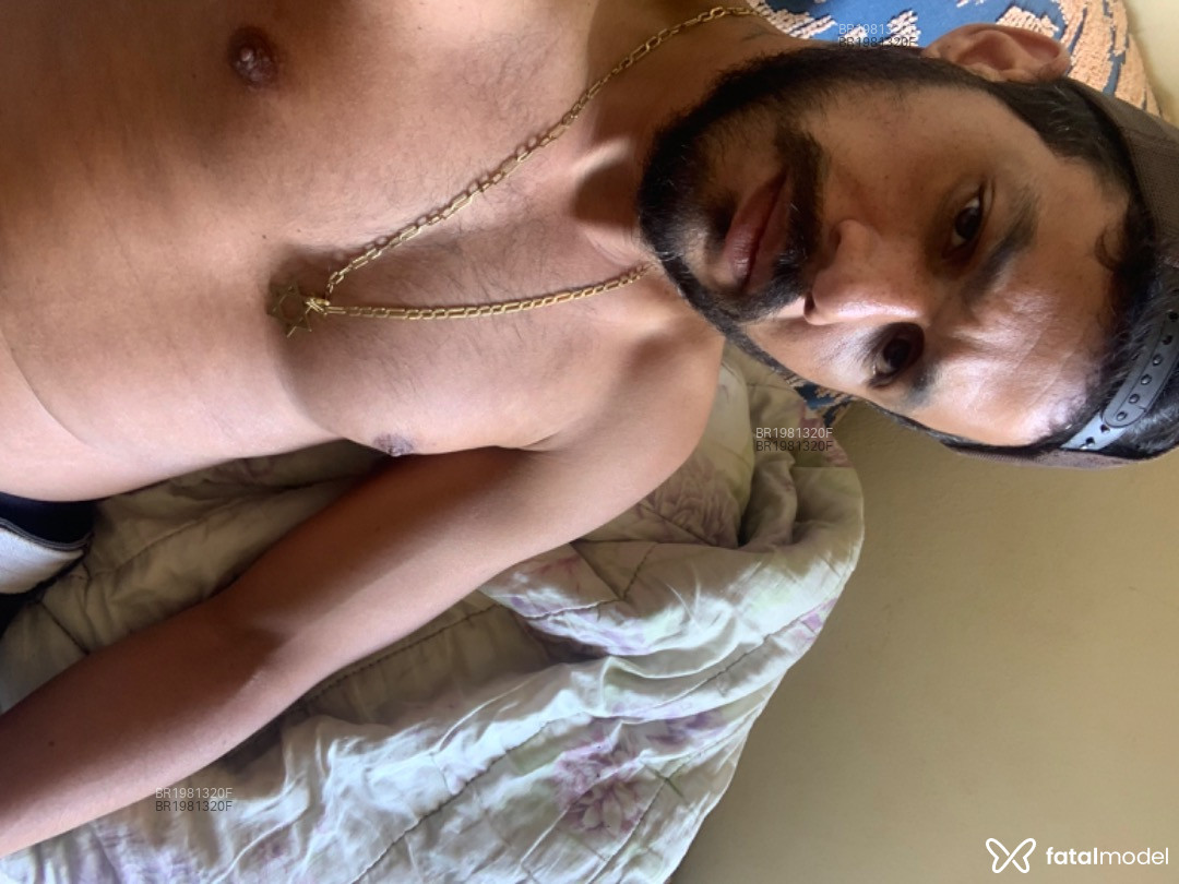 Acompanhante homem morena (o) de olhos castanhos em Virtual - Davi Matzera