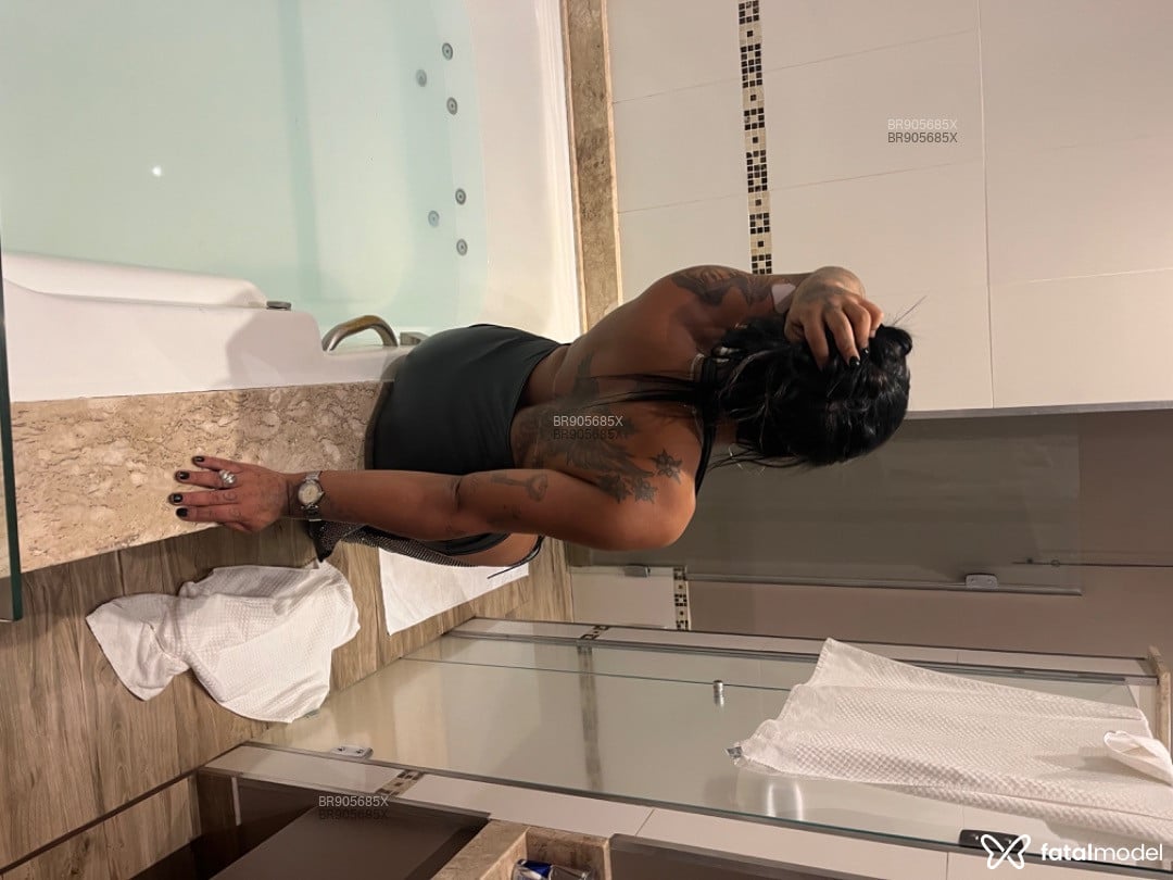 Acompanhante travesti morena (o) de olhos castanhos em Jaú Acompanhante travesti morena (o) de olhos castanhos em Jaú - Kethelinmaia