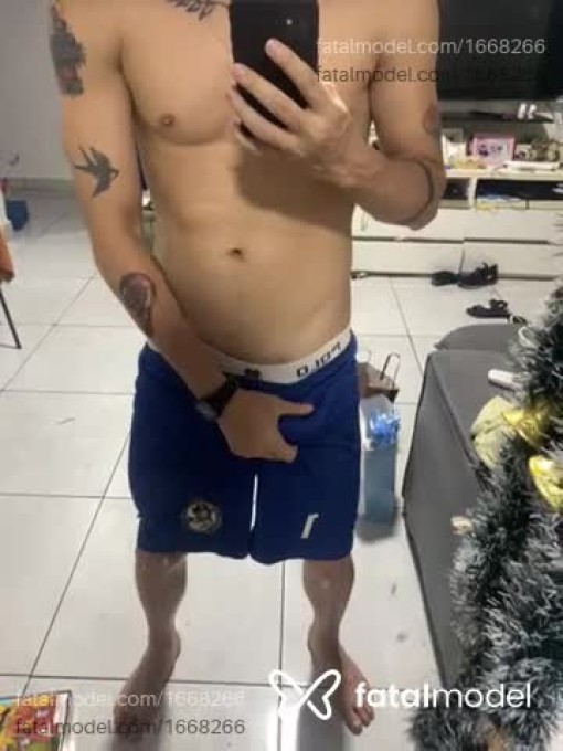 Acompanhante homem com cabelo castanho de olhos castanhos em Cacoal Acompanhante homem com cabelo castanho de olhos castanhos em Cacoal - Guilherme