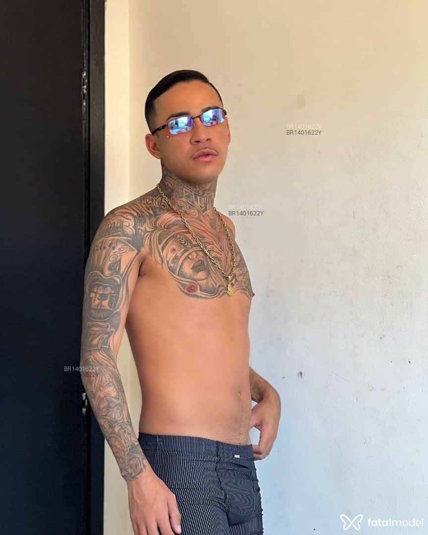 Acompanhante homem morena (o) de olhos castanhos em Palmas - Maloka Magrelo