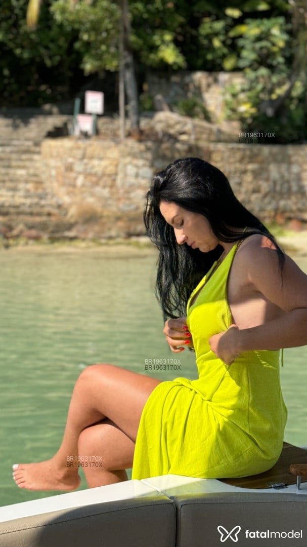 Acompanhante mulher morena (o) de olhos verdes em Rio de Janeiro - Lia Ganzarolli