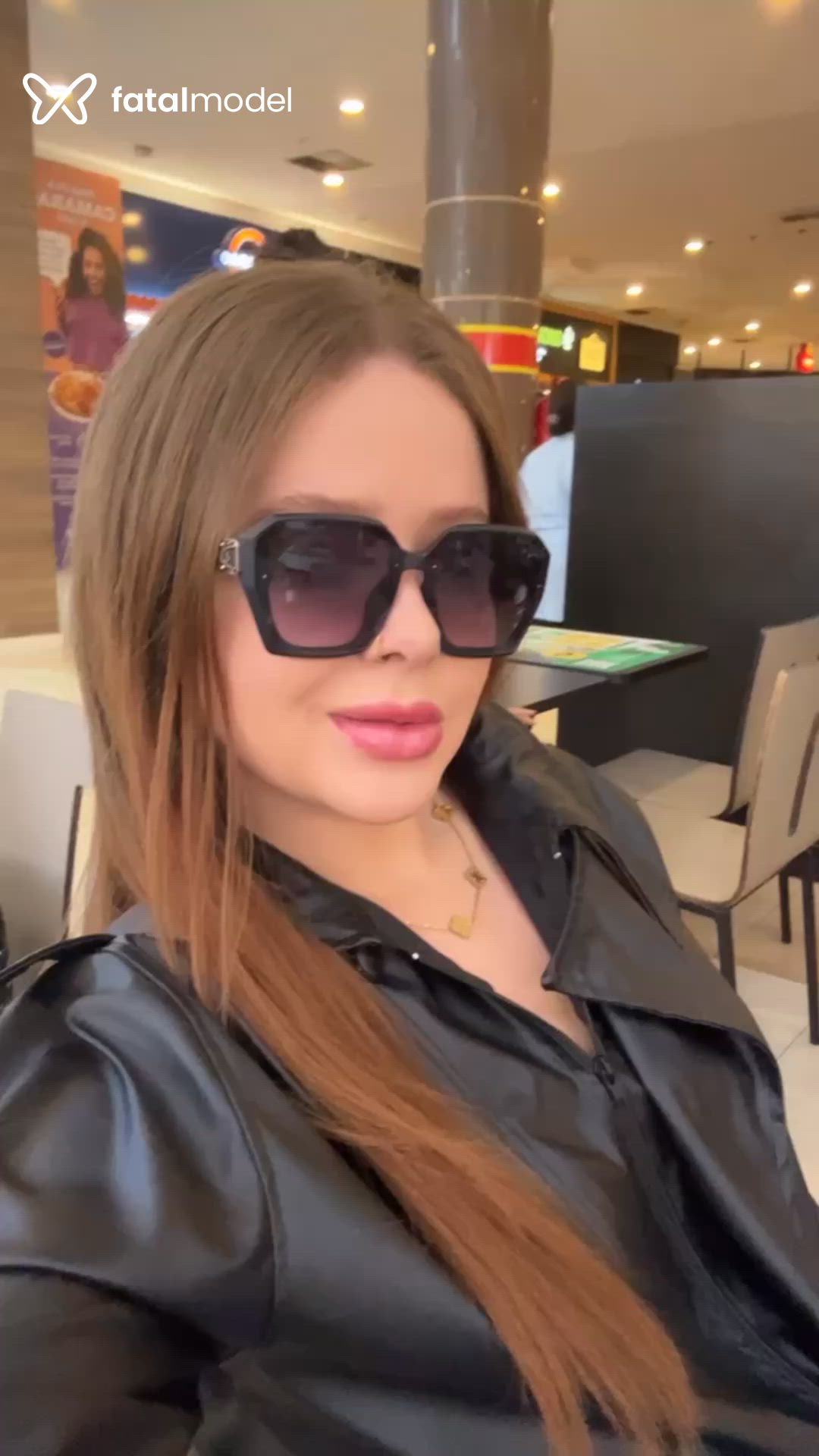 Acompanhante mulher ruiva (o) de olhos mel - Sofia Lopes