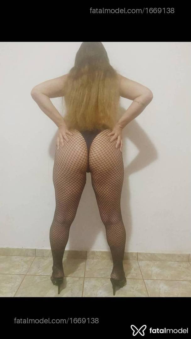 Acompanhante mulher loira (o) de olhos castanhos em Goianésia - Dalila Gavassy