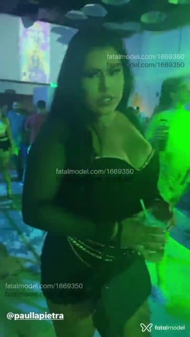 Acompanhante mulher trans morena (o) de olhos castanhos em Diadema - Paulla Pietra