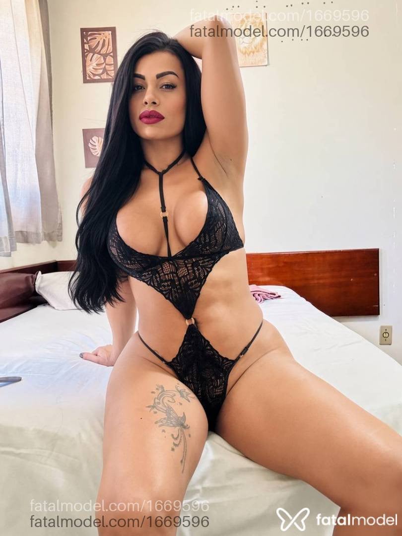 Acompanhante travesti morena (o) de olhos castanhos - Andressa