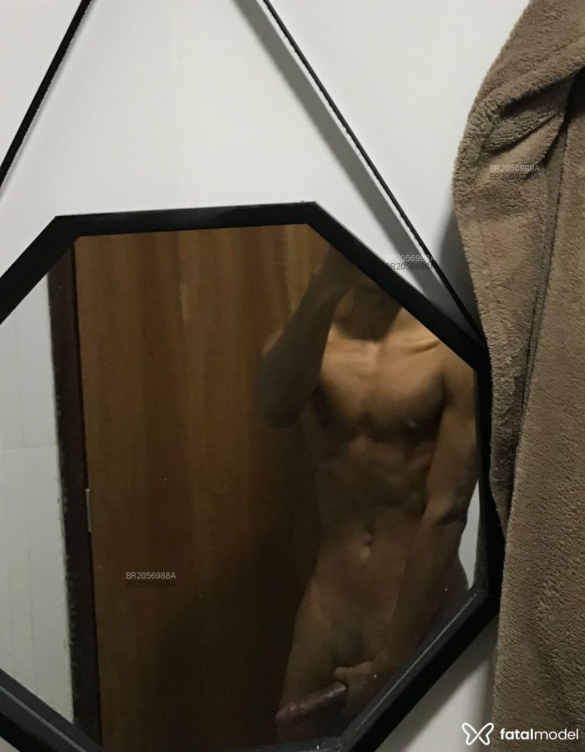 Acompanhante homem morena (o) de olhos castanhos em Salvador - Felipe