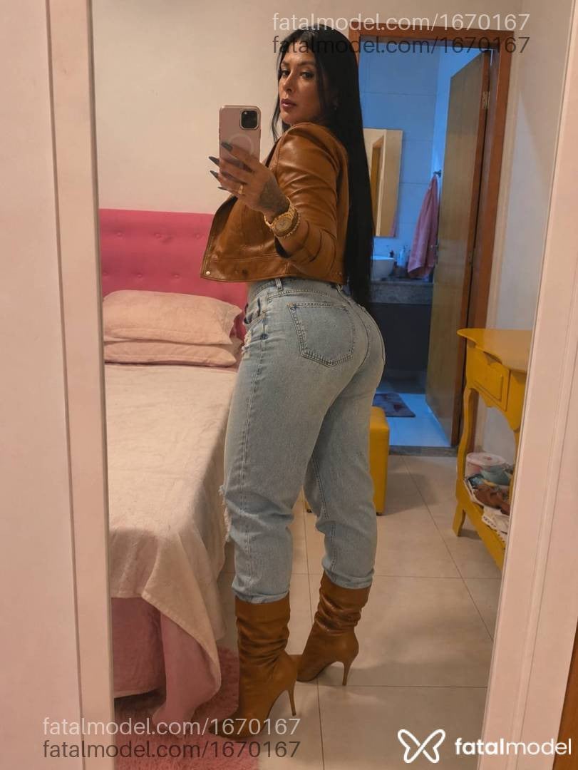 Acompanhante mulher morena (o) de olhos castanhos - Rafaela Paixão