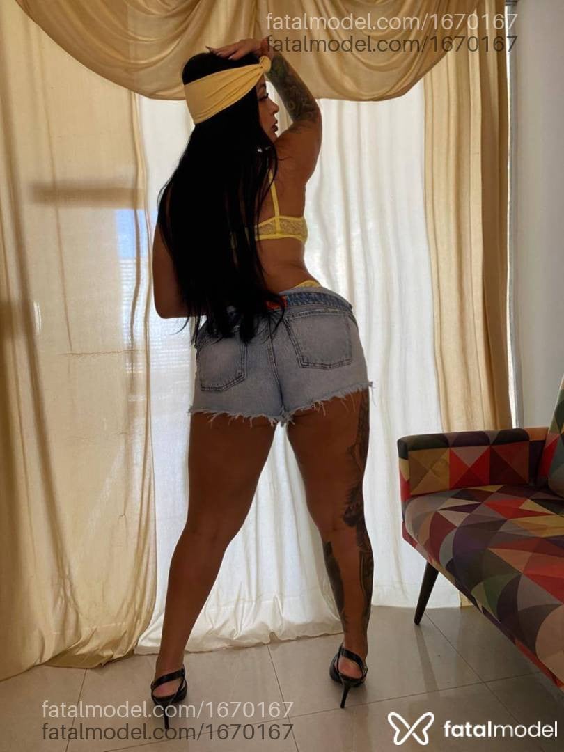 Acompanhante mulher morena (o) de olhos castanhos - Rafaela Paixão